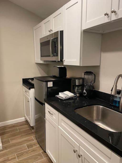 Appartement New Midtown With Full Kitchen *