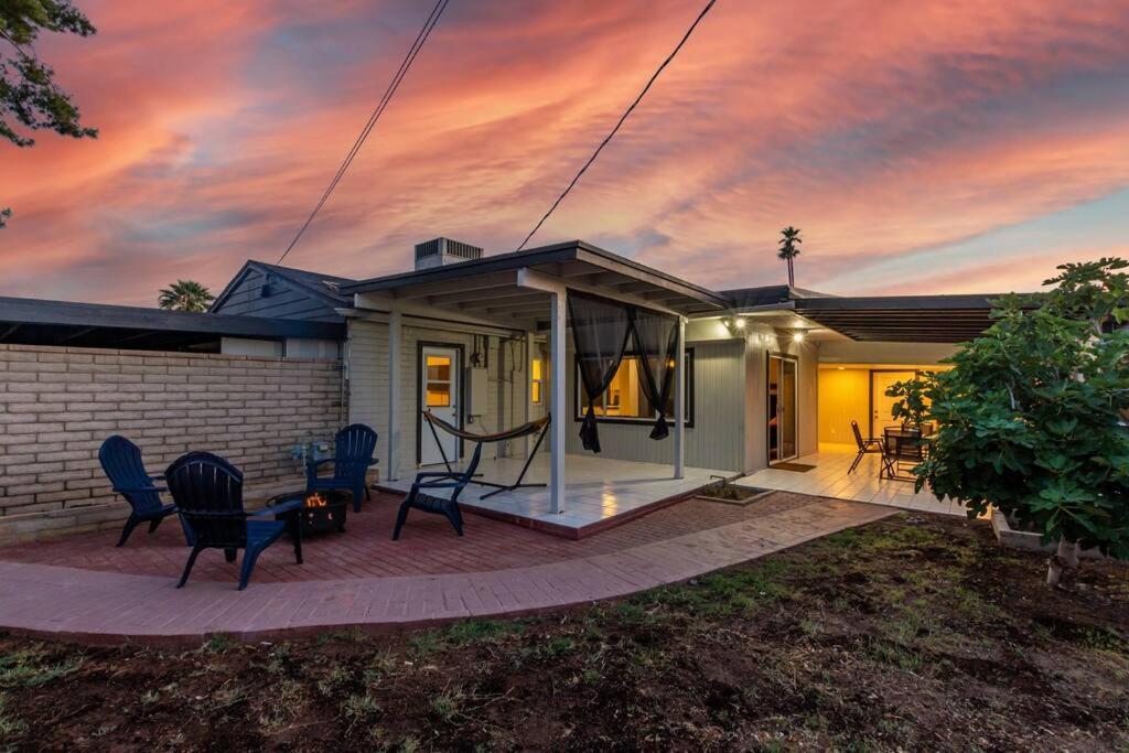 New Midtown With Full Kitchen