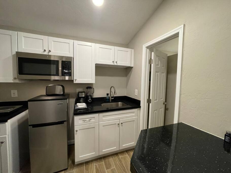 New Midtown With Full Kitchen Phoenix